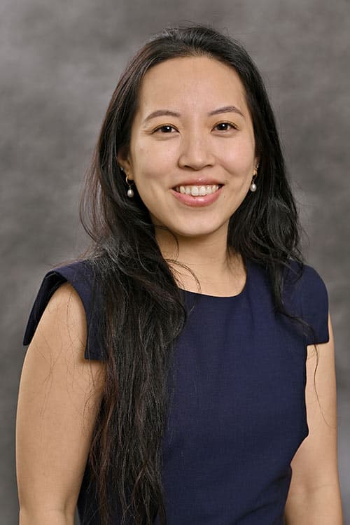 Photo of Linda Yue