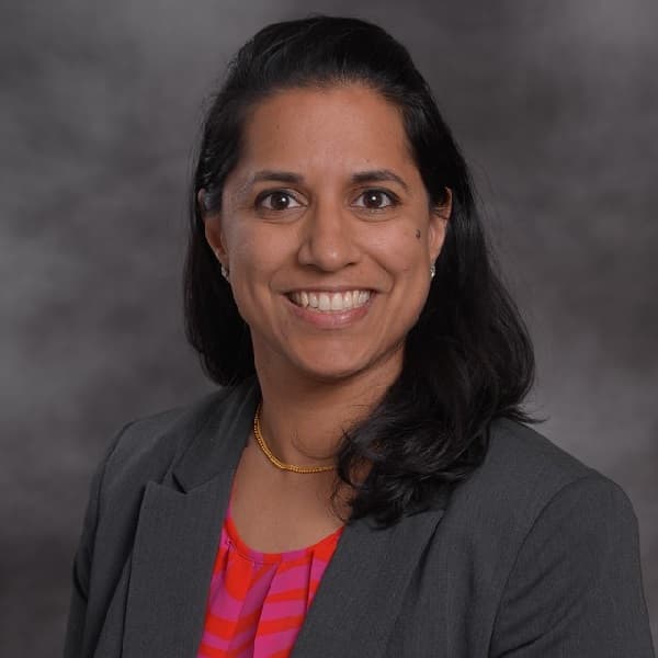 Photo of Preya Ananthakrishnan
